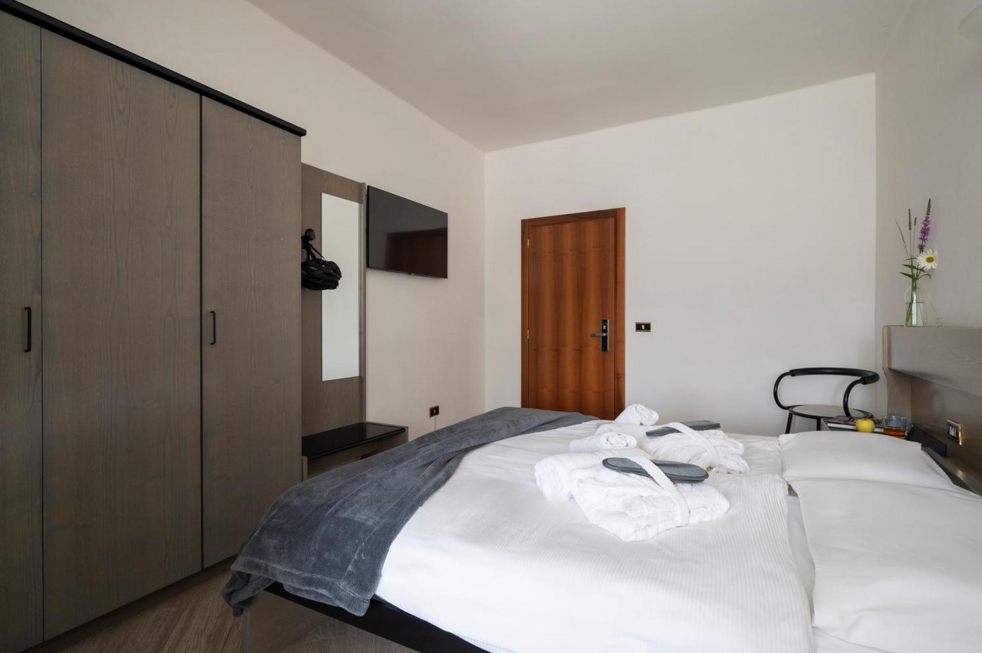 Hotel Scoiattolo Базельга-ди-Пине Экстерьер фото