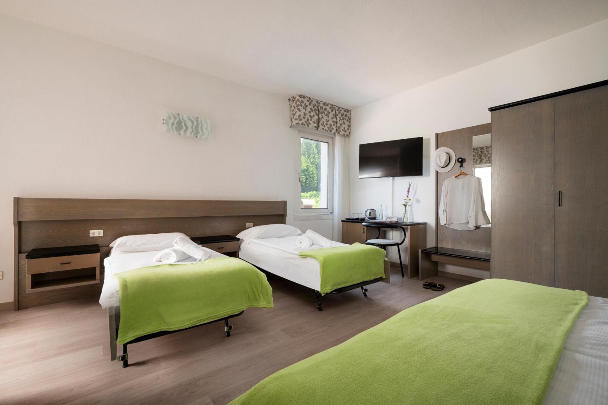 Hotel Scoiattolo Базельга-ди-Пине Экстерьер фото