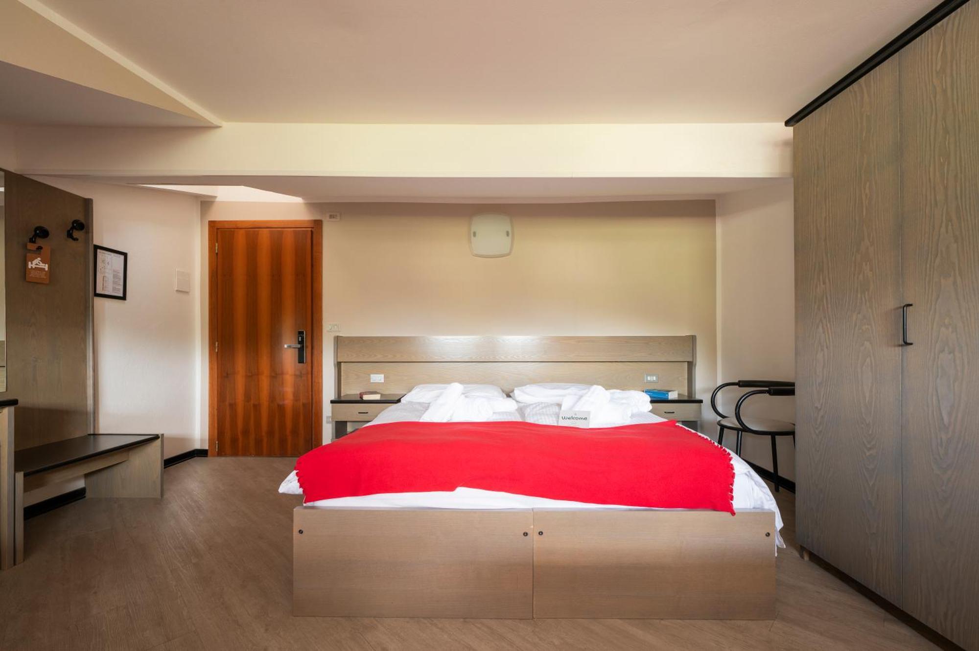 Hotel Scoiattolo Базельга-ди-Пине Экстерьер фото